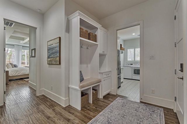 7709 Dog Wood Acres Drive, Montgomery, TX 77316