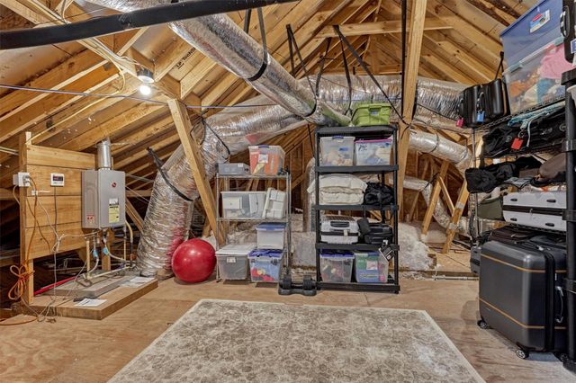 7709 Dog Wood Acres Drive, Montgomery, TX 77316