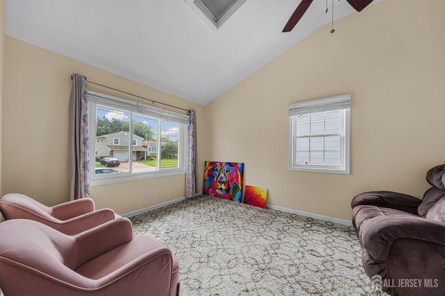 56 Rieder Road, Edison, NJ 08817