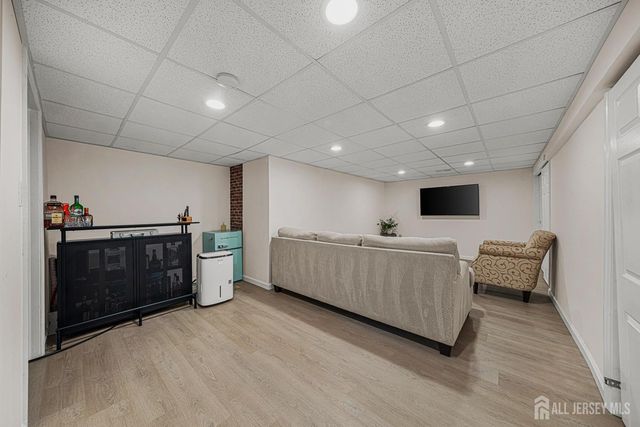 56 Rieder Road, Edison, NJ 08817