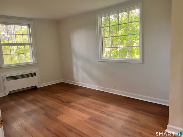 23 Norway Road, North Haven, CT 06473