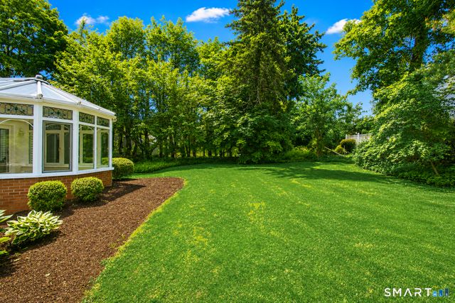 23 Norway Road, North Haven, CT 06473