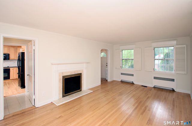23 Norway Road, North Haven, CT 06473