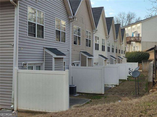 6722 Gallant Court SE, Mableton, GA 30126