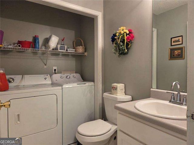 6722 Gallant Court SE, Mableton, GA 30126