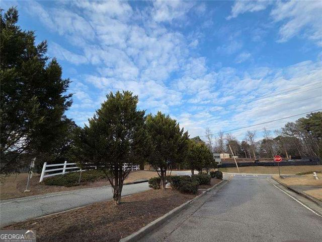 6722 Gallant Court SE, Mableton, GA 30126