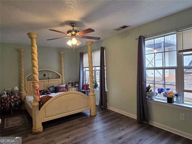 6722 Gallant Court SE, Mableton, GA 30126