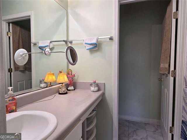 6722 Gallant Court SE, Mableton, GA 30126