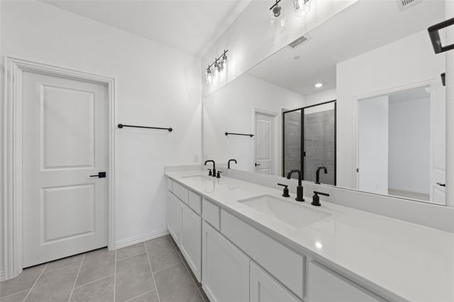 7597 Regal Lane, North Richland Hills, TX 76180