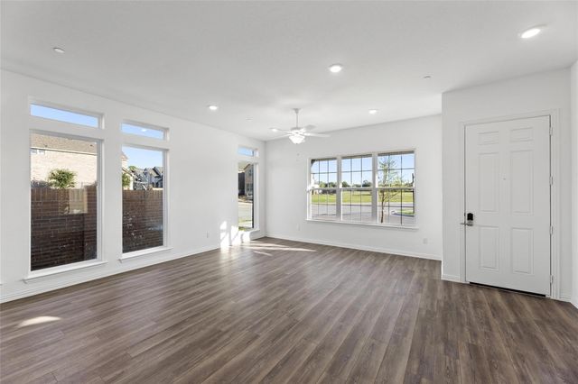 7597 Regal Lane, North Richland Hills, TX 76180