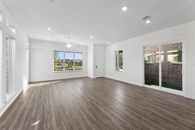 7597 Regal Lane, North Richland Hills, TX 76180