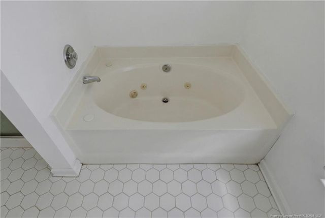 1174 Hallberry Drive, Fayetteville, NC 28314