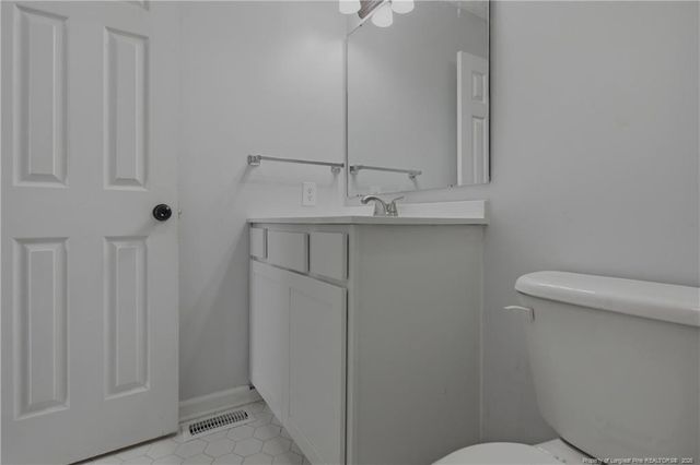 1174 Hallberry Drive, Fayetteville, NC 28314