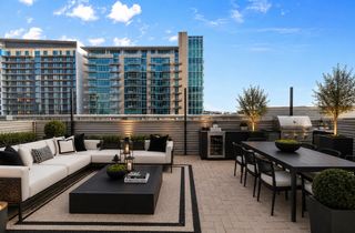 600 12th Ave S Apt 902, Nashville, TN 37203