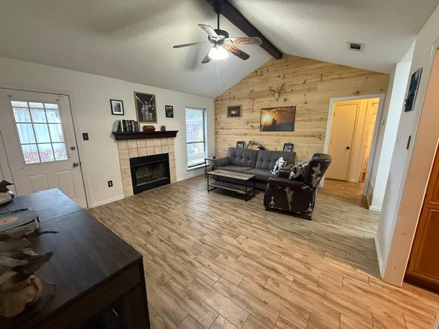 917 Park Place Boulevard, Midlothian, TX 76065