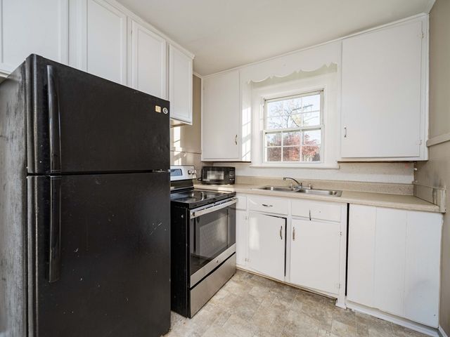 1009 Greenland Dr, Murfreesboro, TN 37130