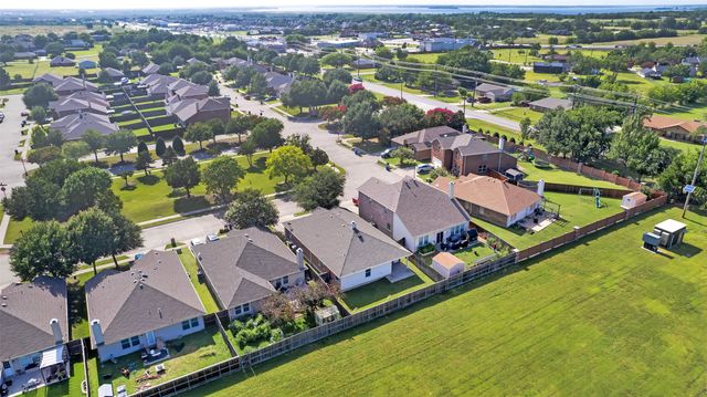 538 Arthur Drive, Lavon, TX 75166