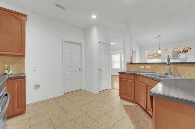538 Arthur Drive, Lavon, TX 75166
