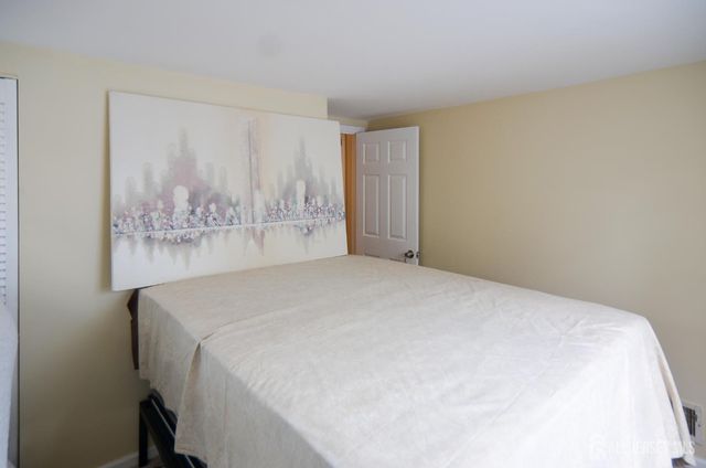 541 Lyman Avenue, Woodbridge Proper, NJ 07095