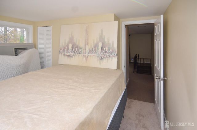 541 Lyman Avenue, Woodbridge Proper, NJ 07095