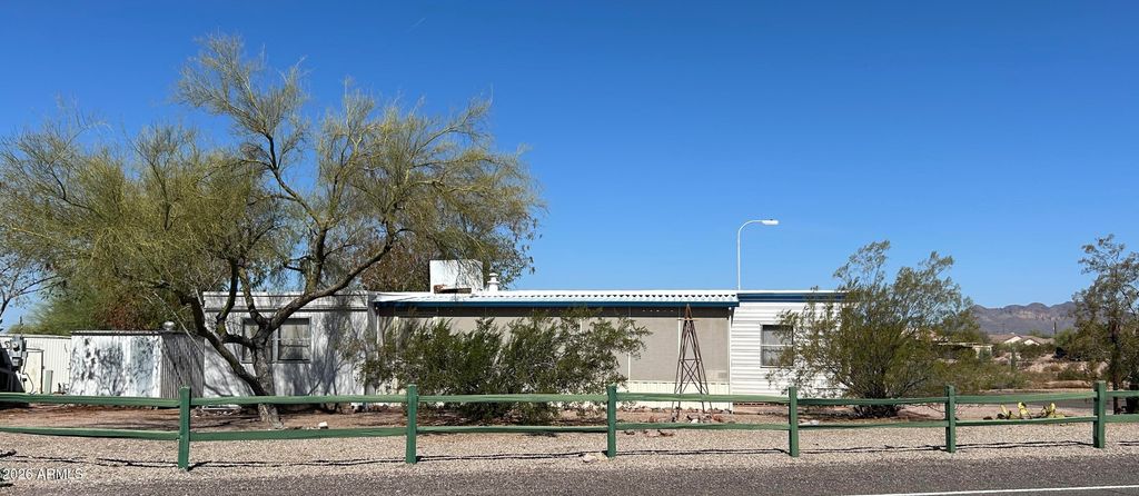 Image 1 of property listing at 939 N Acacia Road 1, Apache Junction, AZ 85119