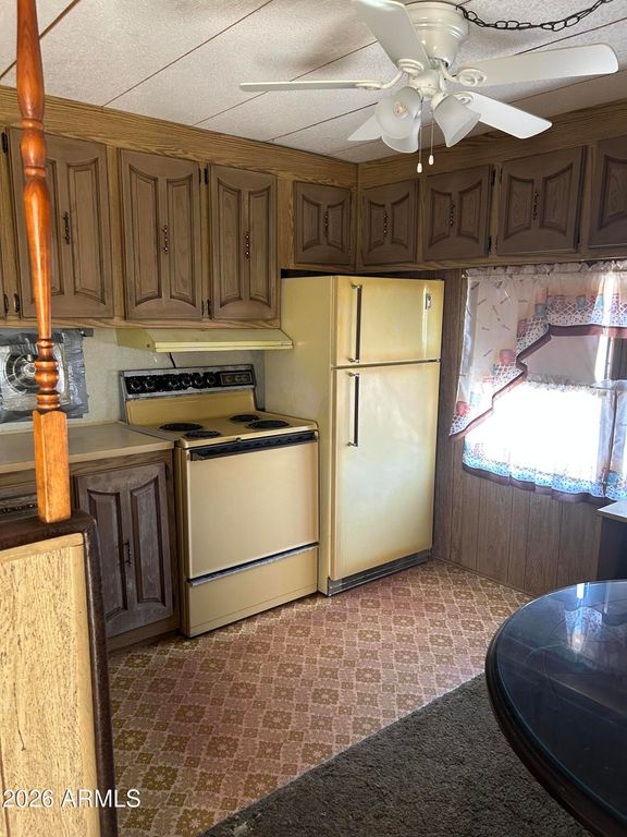 Image 27 of property listing at 939 N Acacia Road 1, Apache Junction, AZ 85119