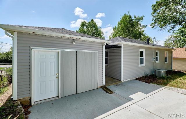 385 Annie Avenue, Troy, MO 63379