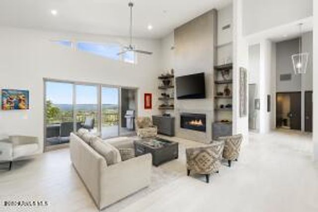 5245 W THREE FORKS Road, Prescott, AZ 86305