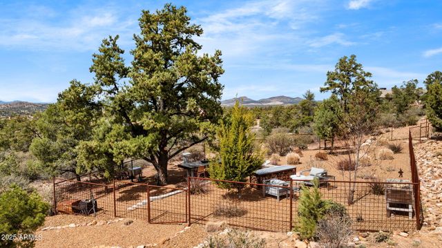5245 W THREE FORKS Road, Prescott, AZ 86305