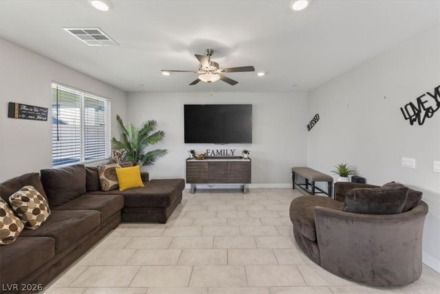 1863 Michael Springs Place, North Las Vegas, NV 89084