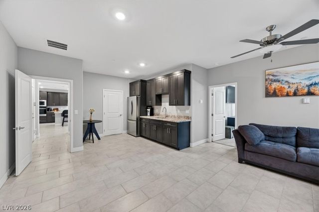 1863 Michael Springs Place, North Las Vegas, NV 89084