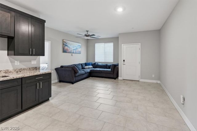 1863 Michael Springs Place, North Las Vegas, NV 89084