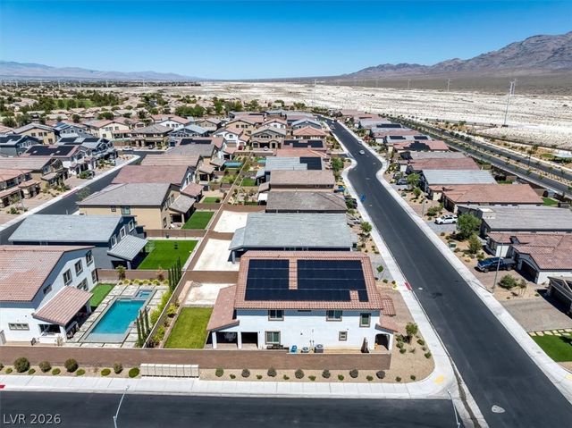 1863 Michael Springs Place, North Las Vegas, NV 89084