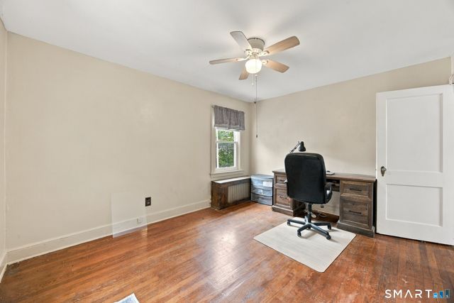 12 West Helen Street, Hamden, CT 06514