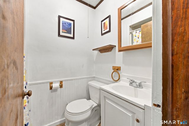 12 West Helen Street, Hamden, CT 06514