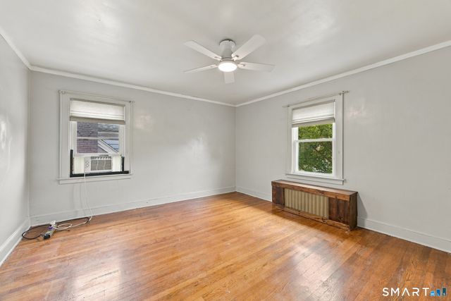 12 West Helen Street, Hamden, CT 06514