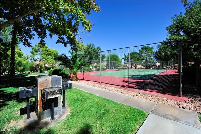 231 West Horizon Ridge Parkway 1113, Henderson, NV 89012