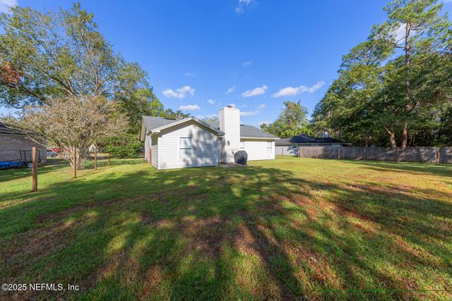 3989 HUNTERS LAKE Circle E, Jacksonville, FL 32210