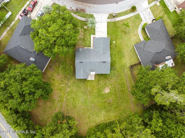 3989 HUNTERS LAKE Circle E, Jacksonville, FL 32210