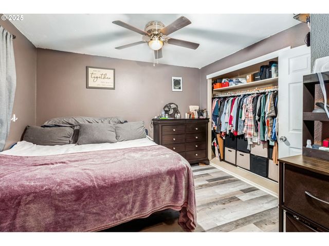 663 E 4TH Ave, Riddle, OR 97469