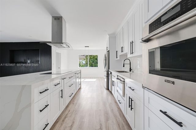 1830 NE 65th Ct, Fort Lauderdale, FL 33308