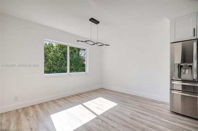 1830 NE 65th Ct, Fort Lauderdale, FL 33308