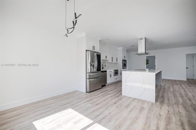 1830 NE 65th Ct, Fort Lauderdale, FL 33308