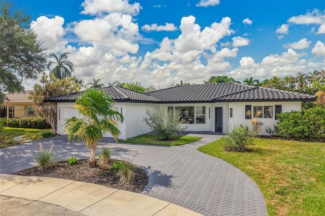 1830 NE 65th Ct, Fort Lauderdale, FL 33308