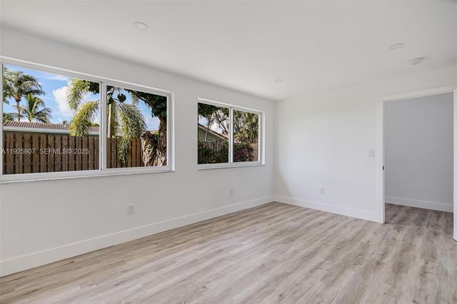 1830 NE 65th Ct, Fort Lauderdale, FL 33308