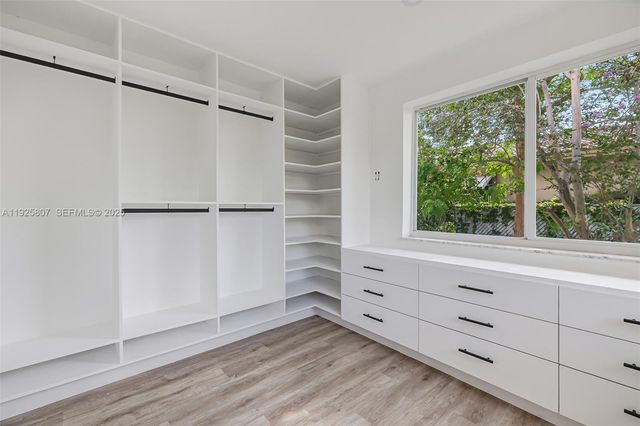 1830 NE 65th Ct, Fort Lauderdale, FL 33308