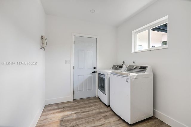 1830 NE 65th Ct, Fort Lauderdale, FL 33308