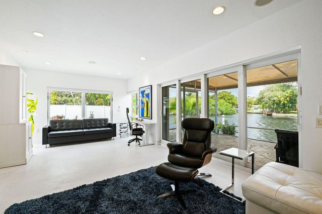 349 NE 29th Street, Wilton Manors, FL 33334