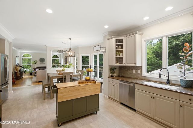 2085 Overbrook Drive, Wall, NJ 07719