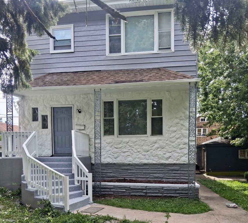 8518 S Muskegon Avenue, Chicago, IL 60617 — exterior
